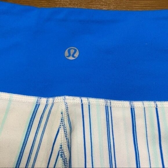 Lululemon Wunder Under Crop Candy White Stripe Size 4 - Picture 3 of 9